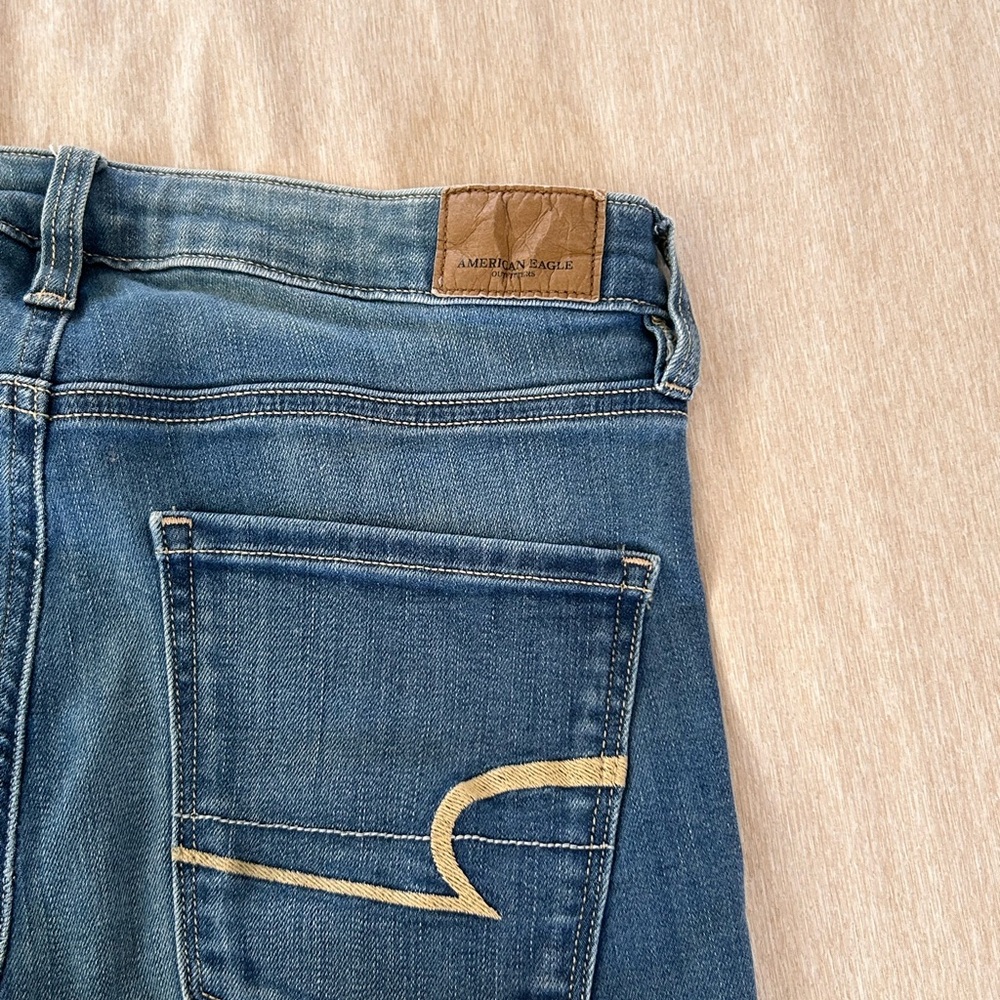 American Eagle Super Hi-Rise Jegging